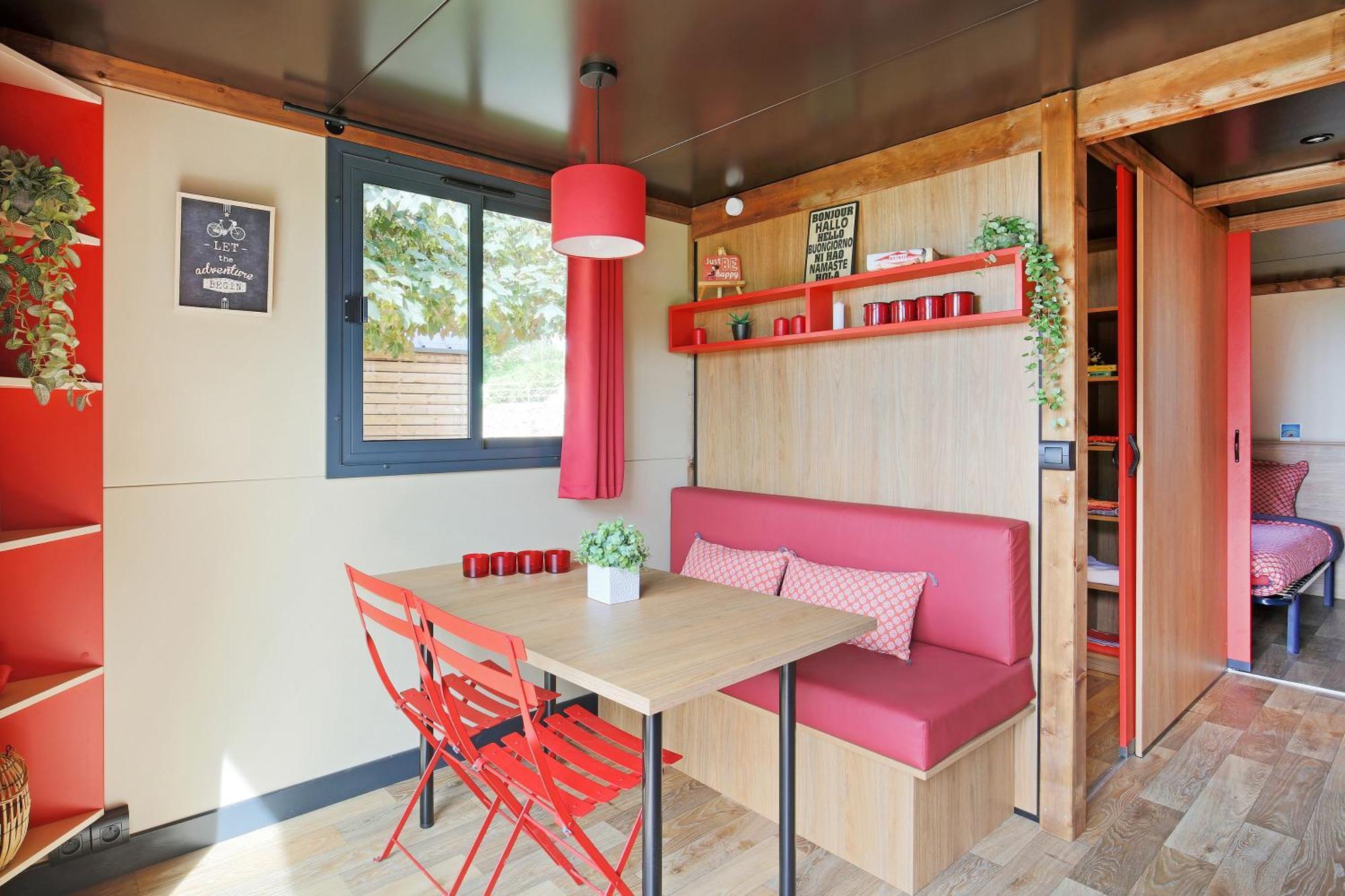 Huttopia ランブイエ 部屋 写真